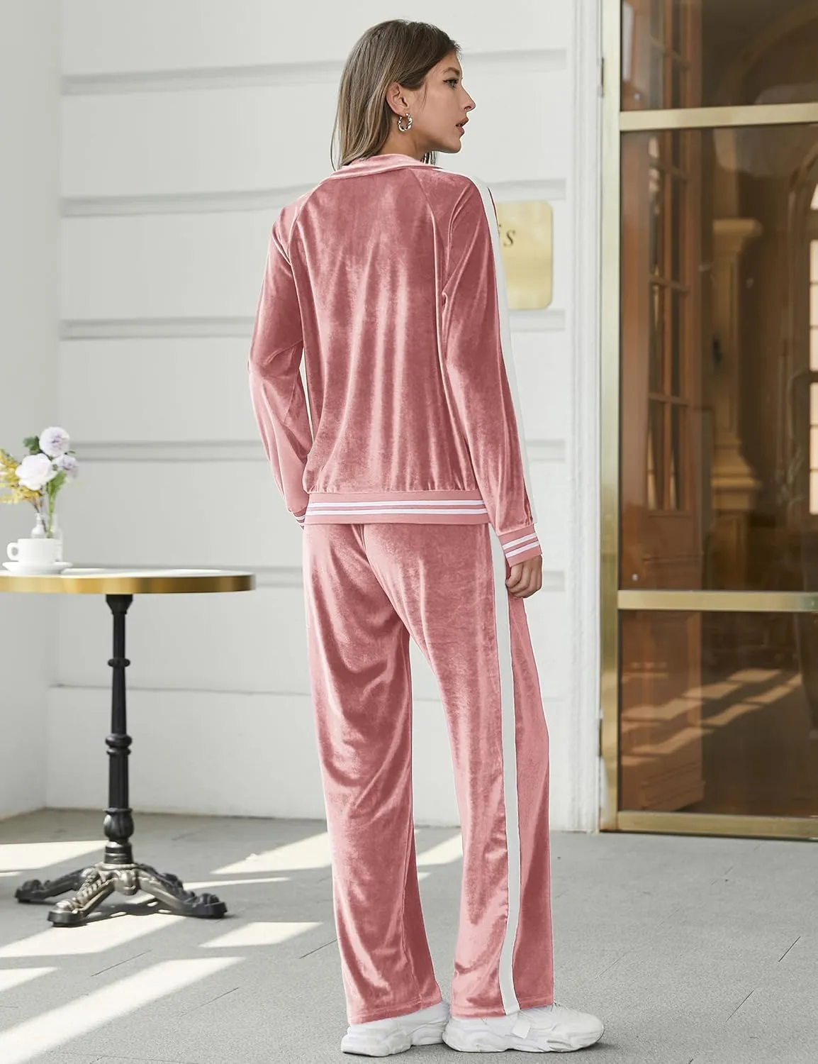 Ekouaer Women's Velvet Velor Tracksuits 2 Piece Lounge Outfits Zip Up Sweatshirt and Sweatpants with Pockets S-3XL
