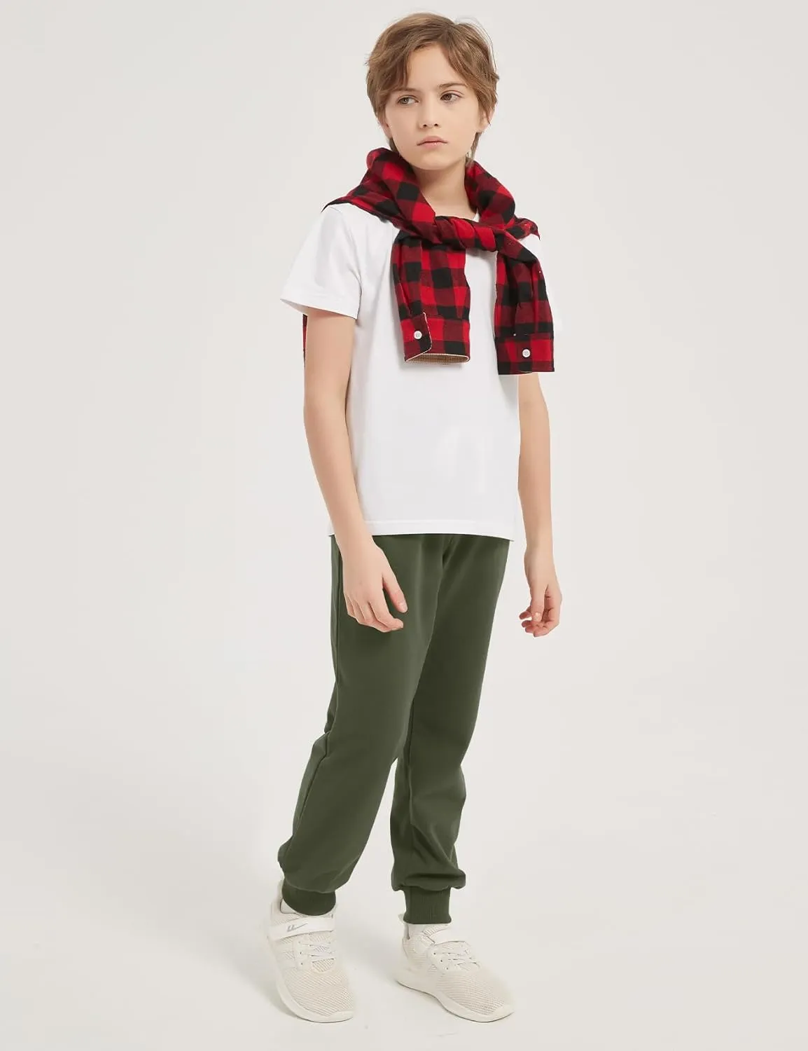 Flygo 3 Pack Boys Sweatpants Kids Active Joggers Athletic Casual Basic Pull On Pants with Pockets Drawstring