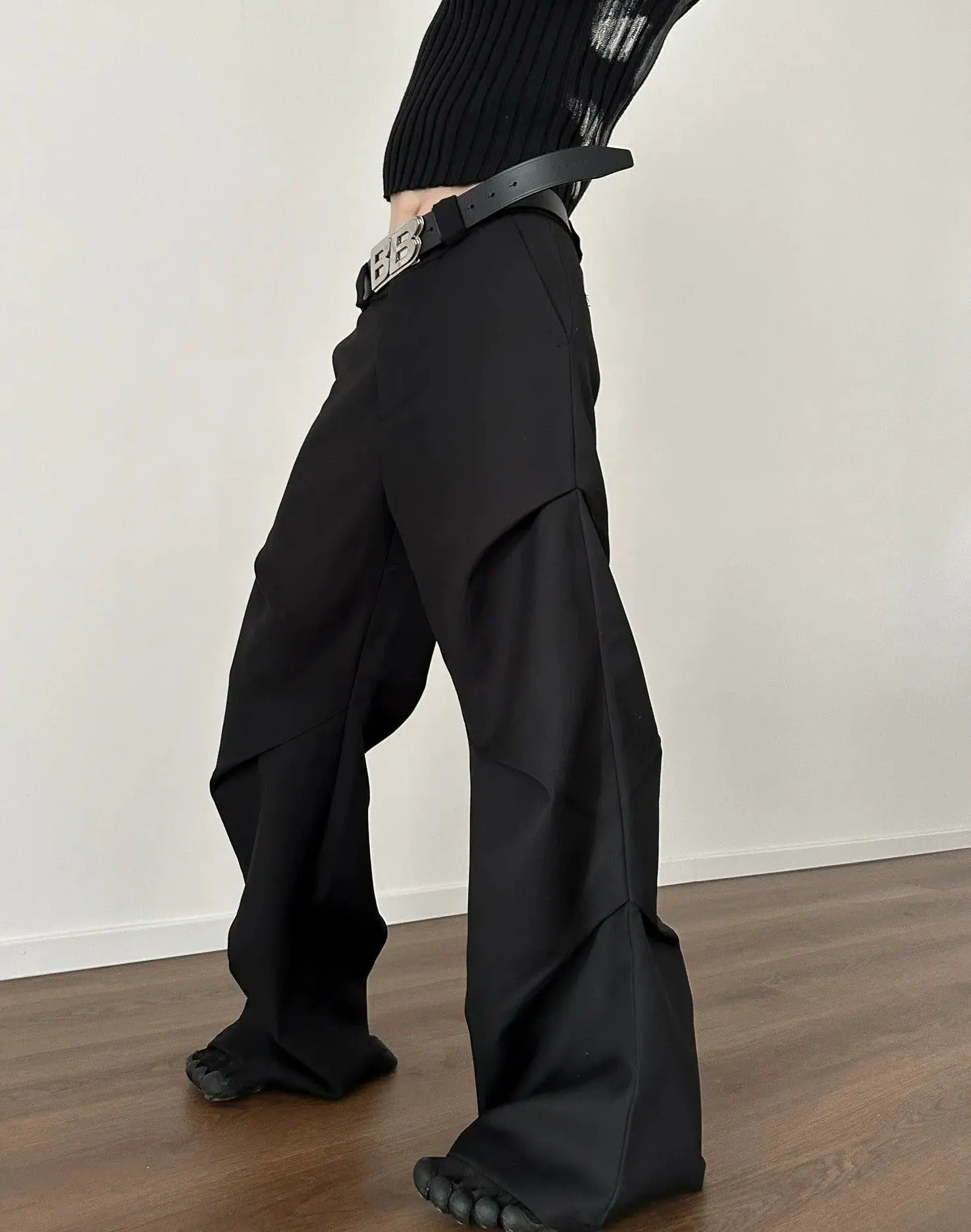 Gen Structured Line Flare Pants