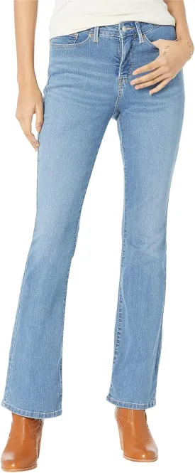 Levi Strauss Signature Gold Women's Totally Shaping Bootcut Jeans (Standard and Plus)