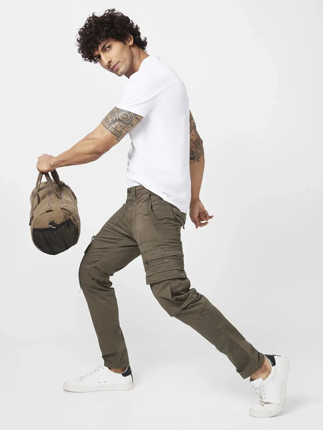 Spykar Men Military Green Cotton Tapered Fit Ankle Length Mid Rise Cargo Pant