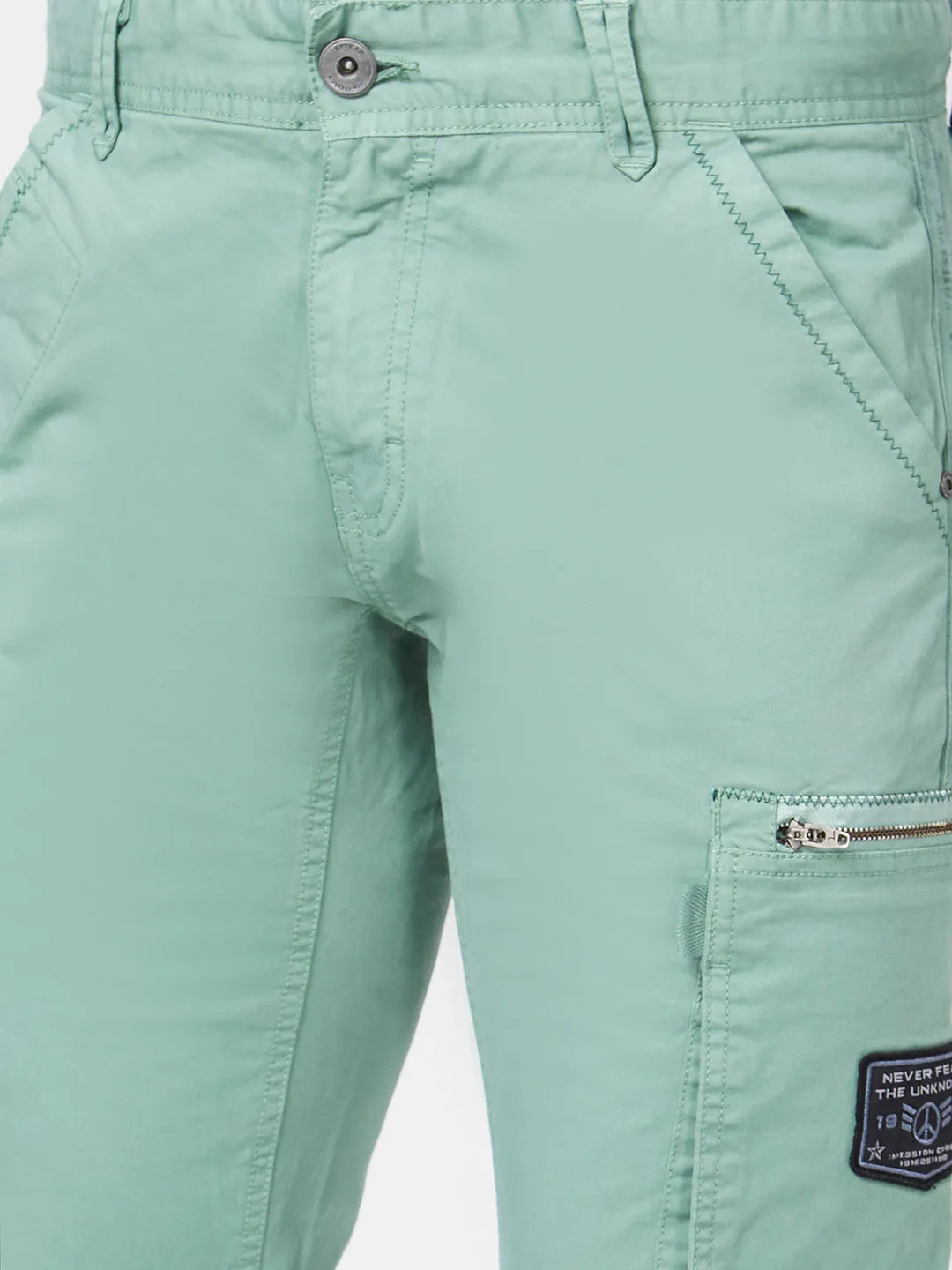 Spykar Men Sage Green Cotton Tapered Fit Ankle Length Mid Rise Cargo Pant