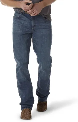 Wrangler Men's Retro Relaxed Fit Bootcut Jeans